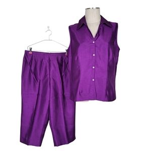Sag Harbor Capri Pant Suit Size 16P Purple Satin Sleeveless Button Blouse Slits